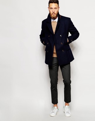 Comment porter un pantalon de costume en laine gris foncé
