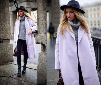 Comment porter un chapeau en laine gris foncé