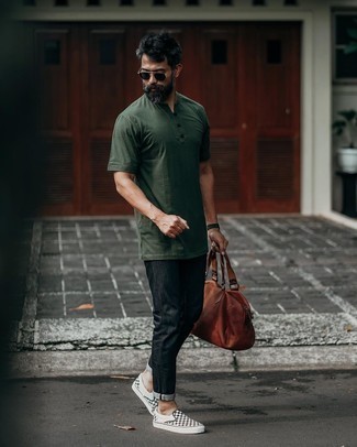 Comment porter des chaussures à carreaux en été