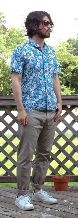 Chemise à manches courtes à fleurs bleue Clot