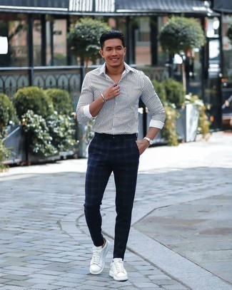 Chemise à manches longues à rayures verticales blanc et bleu marine Feng Chen Wang