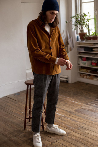 Pantalon chino en laine à rayures verticales gris foncé AMI Alexandre Mattiussi
