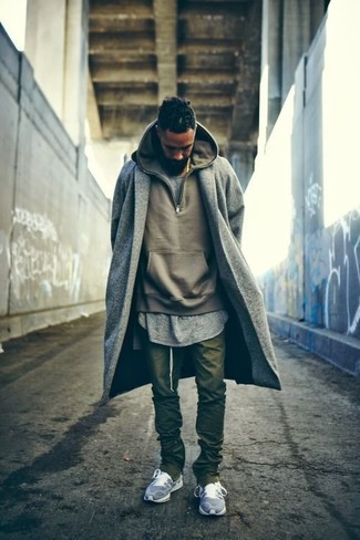 Comment porter un pantalon chino pour un style decontractés quand il fait froid