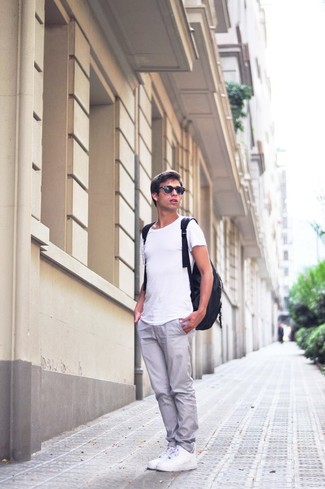 Comment porter un pantalon chino pour un style decontractés quand il fait très chaud