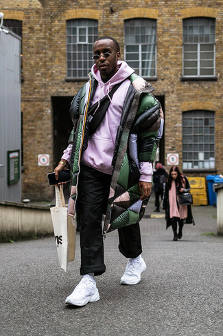 Comment porter un pantalon chino pour un style decontractés quand il fait froid