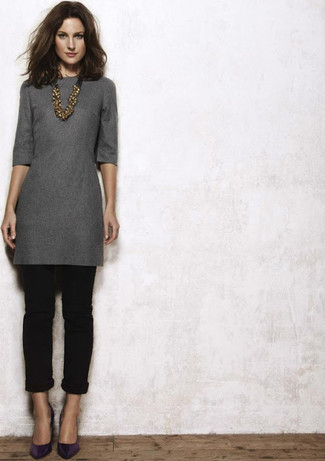 Comment porter un pantalon chino avec des escarpins