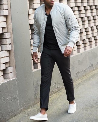 Comment porter un blouson aviateur transparent pour un style decontractés