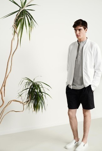 Comment porter un blouson aviateur transparent pour un style decontractés