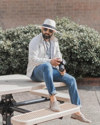 Comment porter un blouson aviateur transparent pour un style chic decontractés