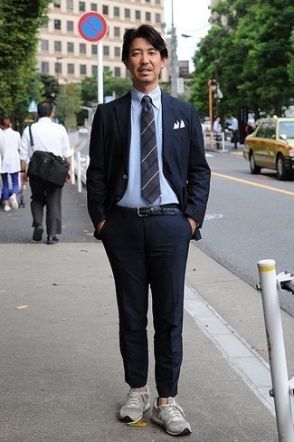 Cravate à rayures verticales gris foncé Givenchy