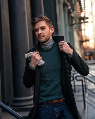 Comment porter un pull à col rond avec un pull à col roulé