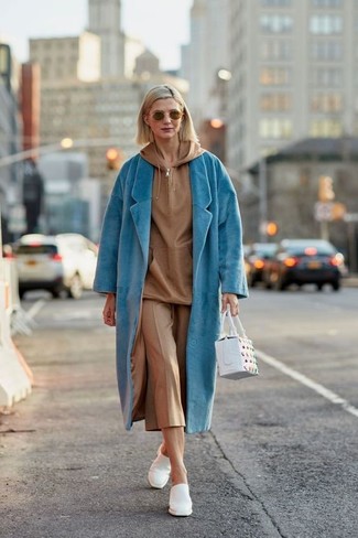 Comment porter une jupe-culotte quand il fait froid