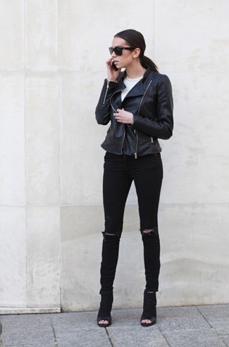 Comment porter des bottines découpées quand il fait frais