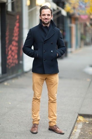 Comment porter des chaussures brogues marron foncé quand il fait froid