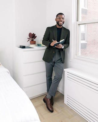 Comment porter des chaussures brogues marron foncé en été
