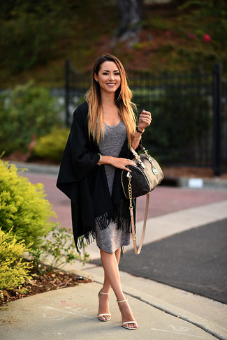Comment porter un grand sac en cuir marron foncé