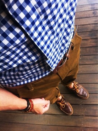 Pantalon marron foncé homme : avec quoi le porter