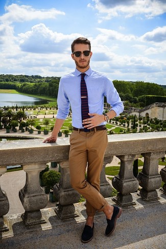 Pantalon marron foncé homme : avec quoi le porter