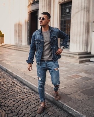 Comment porter des espadrilles en daim marron foncé
