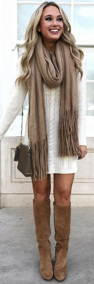Comment porter des bottes hauteur genou en daim marron foncé