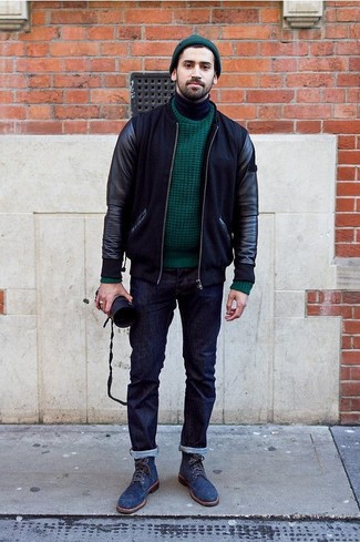 Comment porter un pull torsadé vert foncé
