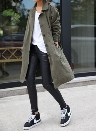 Comment porter des vêtements de dessus vert foncé