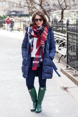 Comment porter des bottes de pluie vert foncé