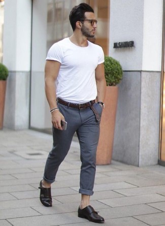 Comment porter des double monks pour un style chic decontractés quand il fait très chaud