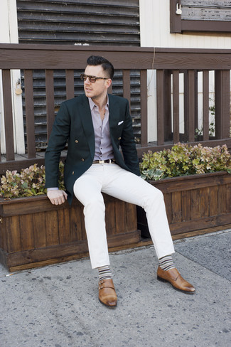 Comment porter une chemise de ville avec un blazer croisé