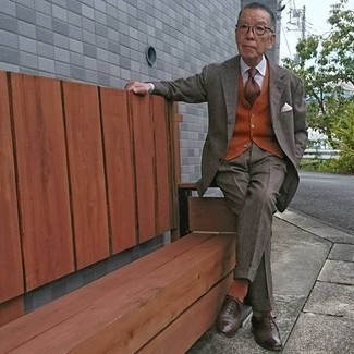 Comment porter une chemise de ville avec des chaussures richelieu après 60 ans