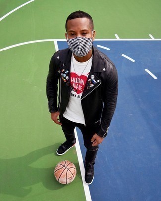 Comment porter une veste en cuir ornée