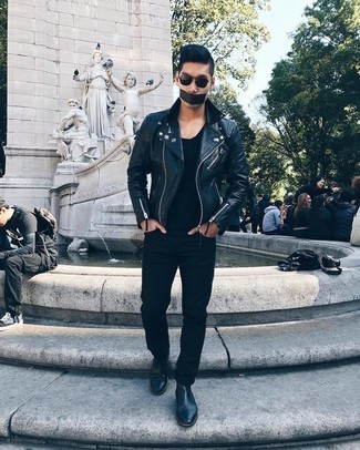 Comment porter une veste en cuir ornée