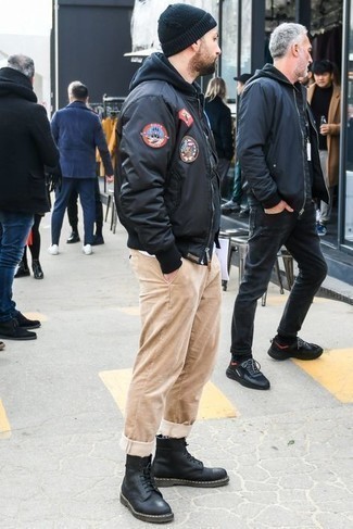 Comment porter une veste brodée quand il fait frais