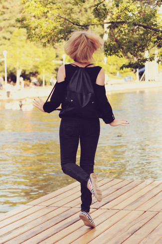 Comment porter des espadrilles pour un style chic decontractés