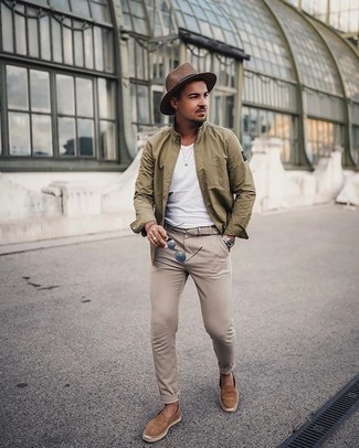 Comment porter des espadrilles pour un style decontractés au printemps