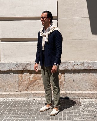 Comment porter des espadrilles pour un style chic decontractés en automne