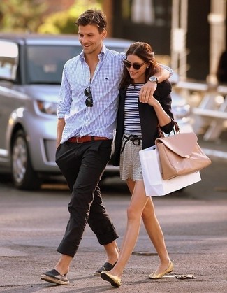 Comment porter des espadrilles pour un style decontractés