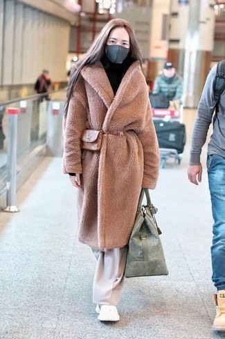 Comment porter un sac banane quand il fait froid