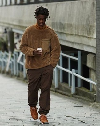Comment porter un sweat-shirt en polaire en automne à 20 ans