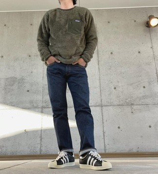 Comment porter un sweat-shirt en polaire quand il fait chaud