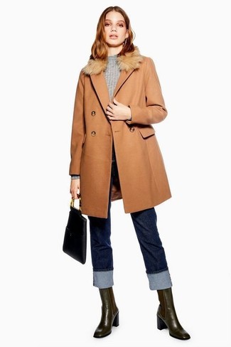 Comment porter un manteau à col fourrure