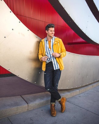 Comment porter une veste dorée pour un style relax