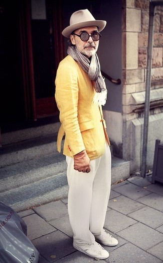 Comment porter une veste dorée pour un style chic decontractés au printemps