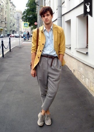 Comment porter une veste dorée pour un style chic decontractés au printemps