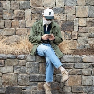 Comment porter une casquette de base-ball verte pour un style chic decontractés