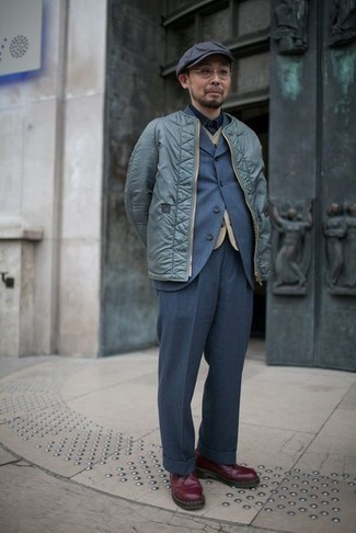 Comment porter une veste verte quand il fait frais
