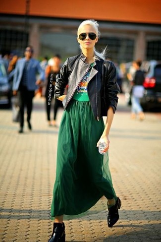 Comment porter une robe longue verte