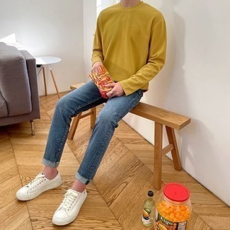 Comment porter un t-shirt à manche longue chartreuse