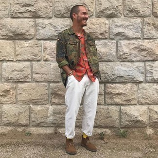Comment porter des chaussettes chartreuses pour un style decontractés
