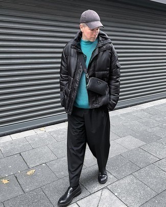 Comment porter une casquette de base-ball grise pour un style chic decontractés quand il fait froid